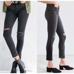UO BDG Twig High-Rise Distressed Ankle Black Denim‎ Jeans Size 28